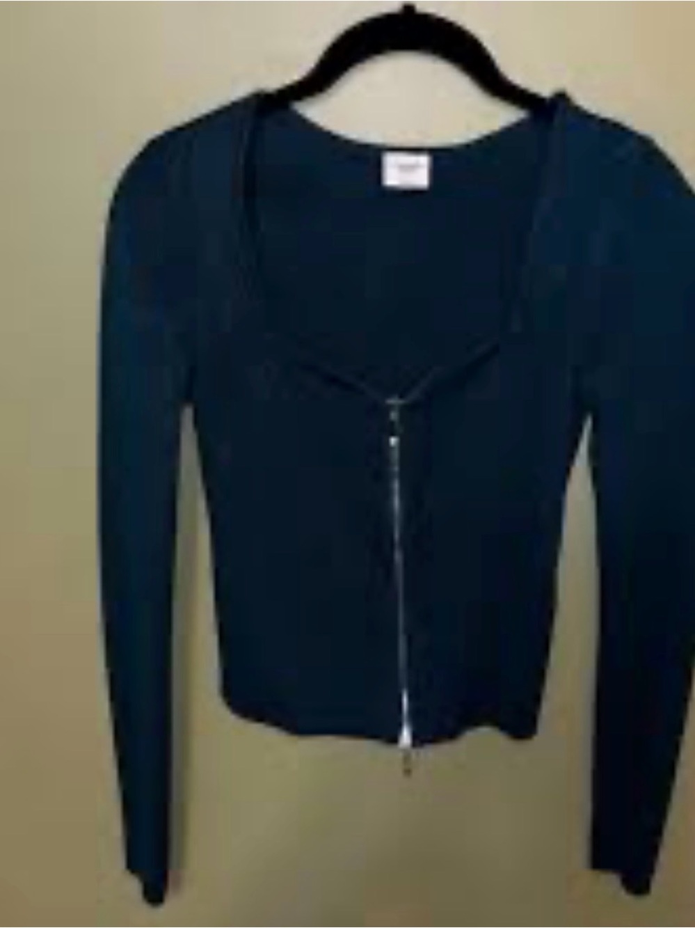 Abercrombie & Fitch Women's black Long Sleeve Zip Front Top